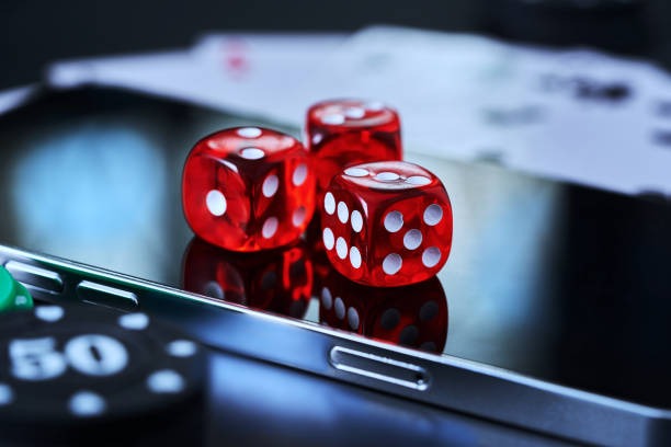Live Casino Hold'em dealer at freero studio